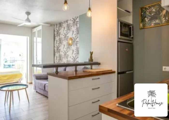 Palm House * 托雷维耶哈